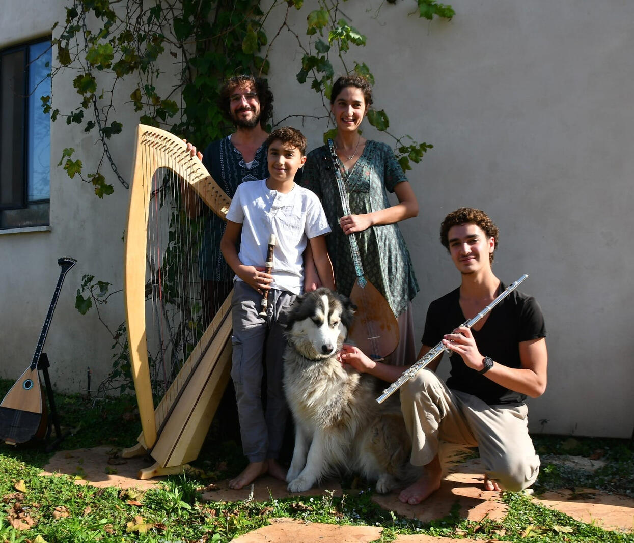 הופעה ייחודית בגלריה